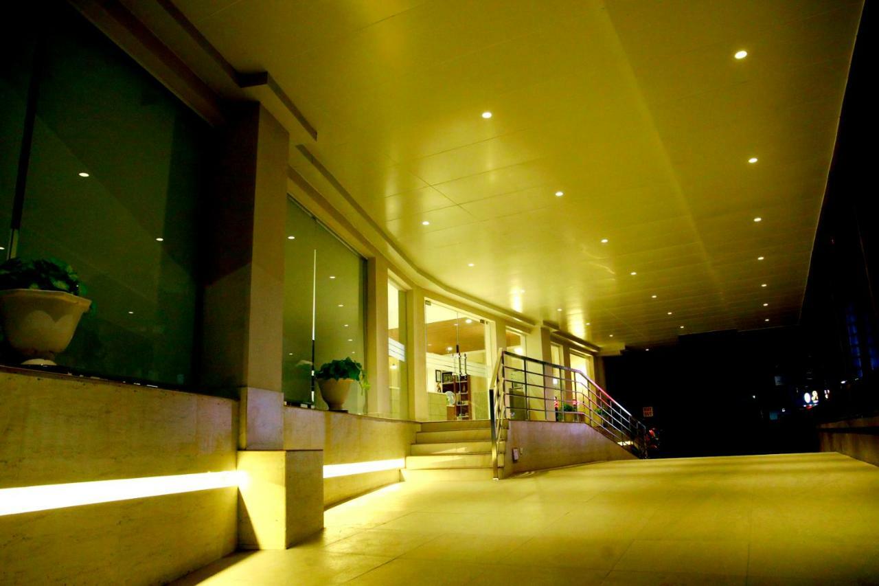 Hotel Panacea Ventures Kollam Exteriör bild