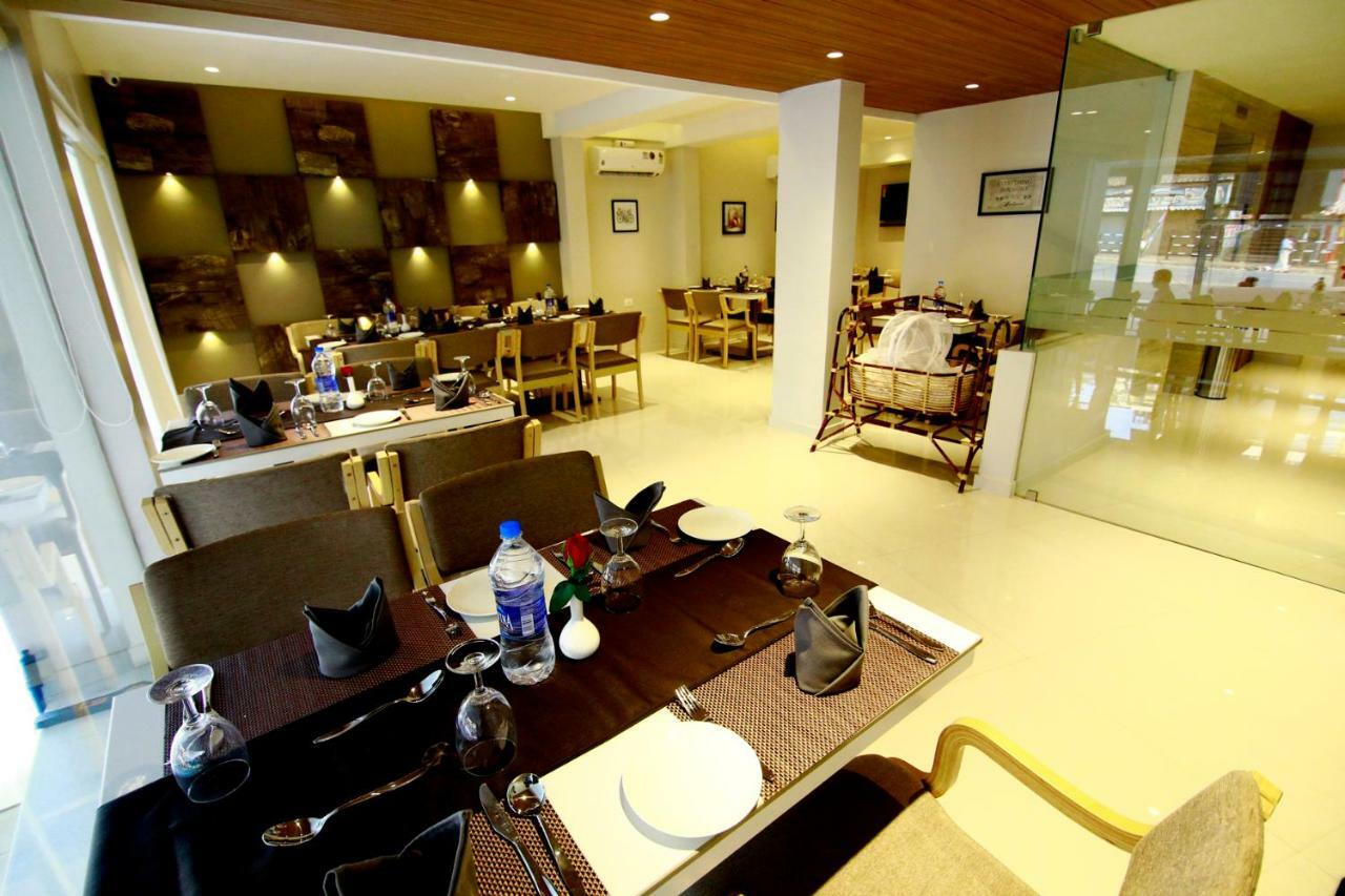 Hotel Panacea Ventures Kollam Exteriör bild